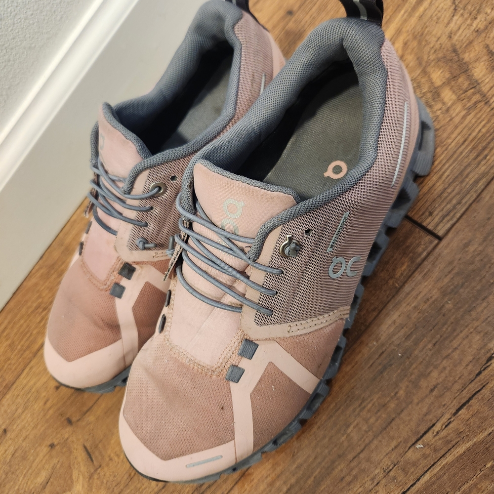 On Running Women's Pink and Gray Running Shoes